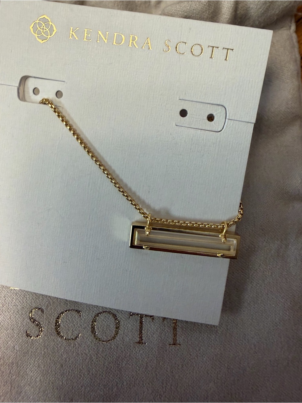 Kendra Scott Leonor Gold Bar Pendant Necklace - Cream Inlay